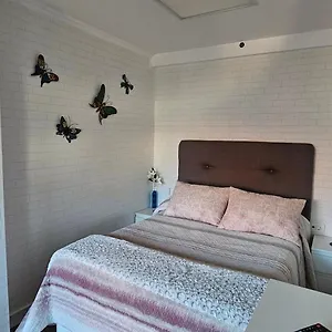 https://estudio-tranquilo-cerca-del-mar.in-canary-islands.com
